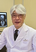 新保 暁